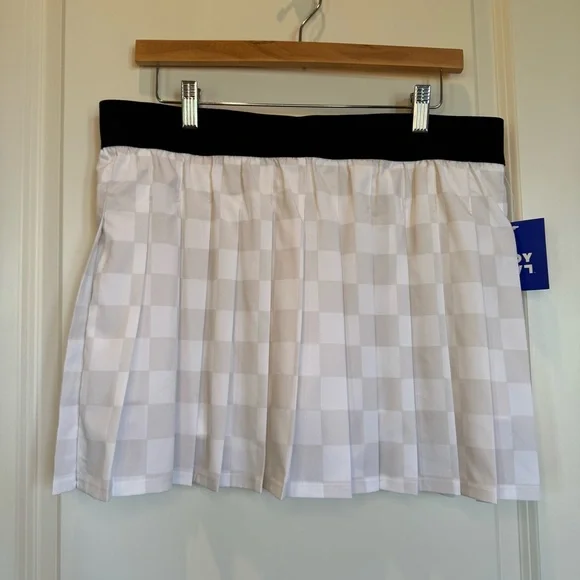 Joy Lab Women’s pleated checkered tennis skirt with attached shorts - Size L - Picture 4 of 13